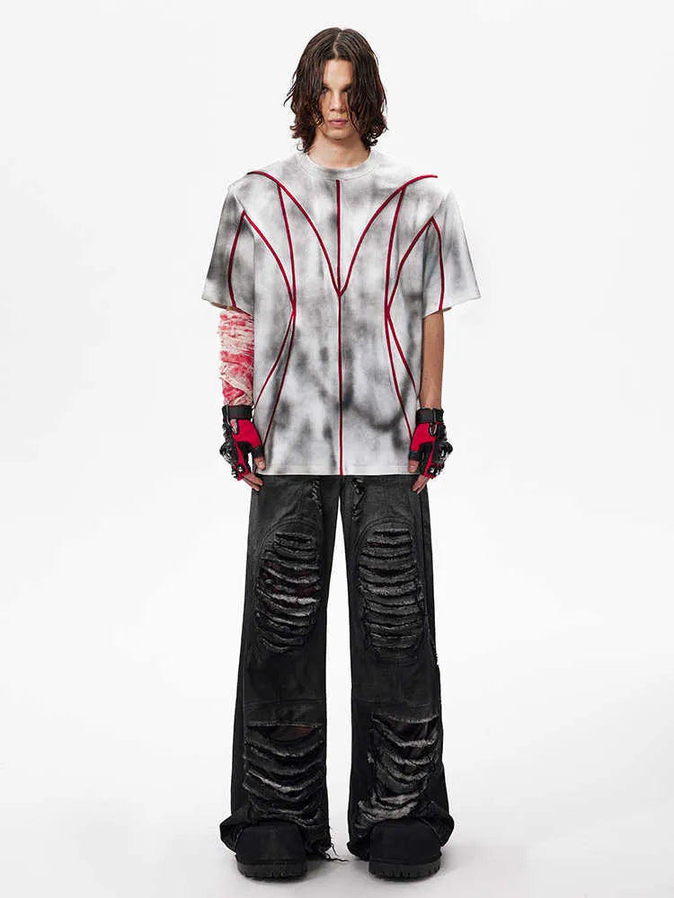 Padded shoulder short sleeve T-shirt with three-dimensional line patchwork design in picture colour.