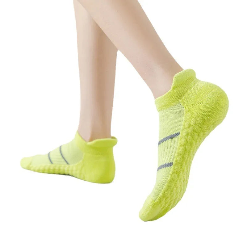 Men's towel bottom sports solid colour socks for running in black, white, gray, pink, mint green, orange, and fluorescent green