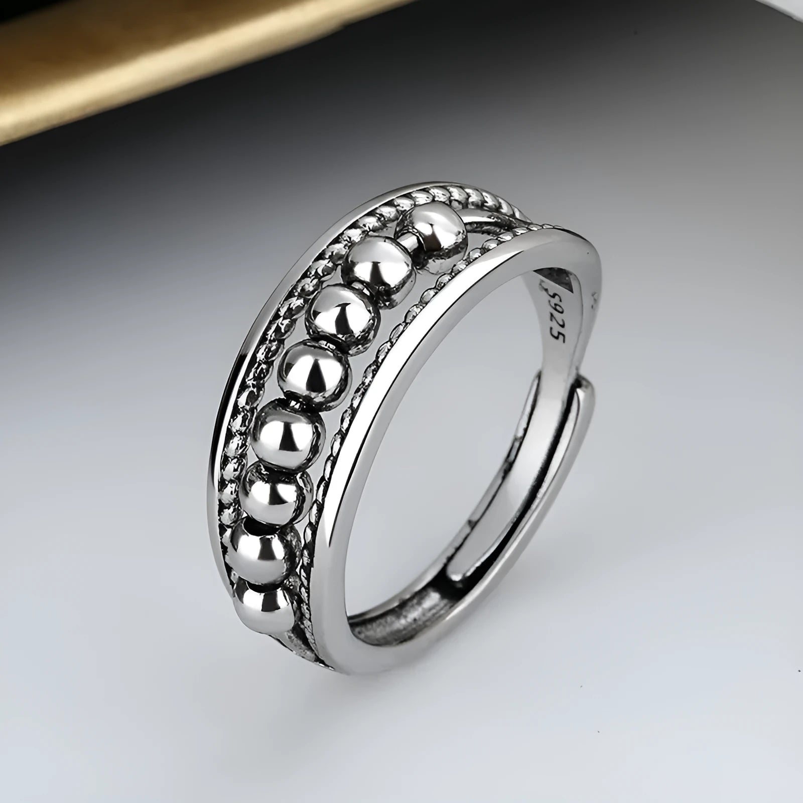Adjustable copper couple ring with vintage geometric shape and electroplated finish