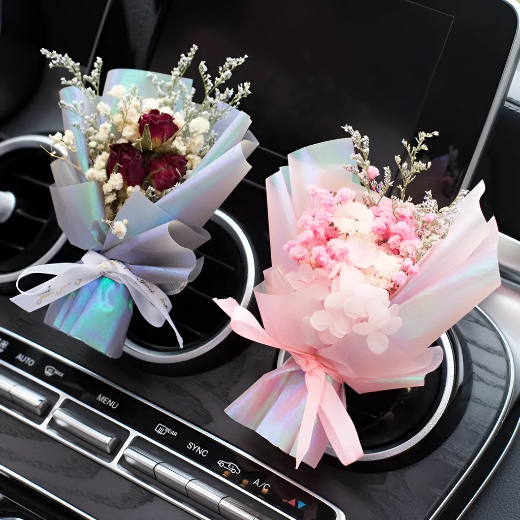 Handmade dried flower car air freshener ornament with scented slice on car vent