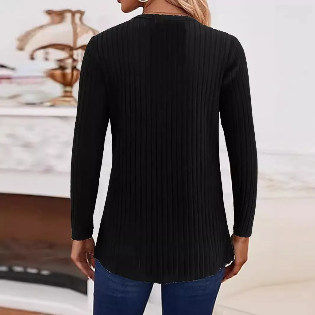 Casual button-up knitted polyester pullover sweater in solid colour