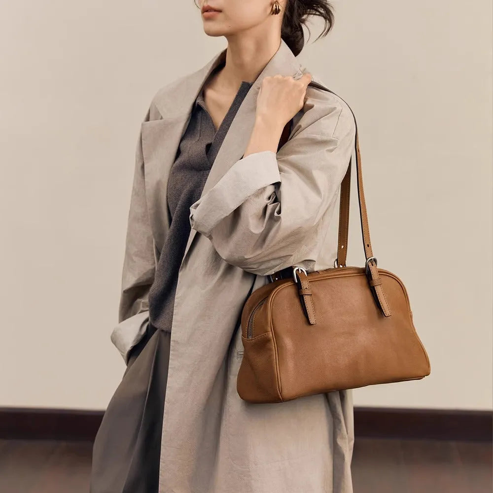 Women's genuine leather retro shoulder bag in horizontal square shape with double joint straps