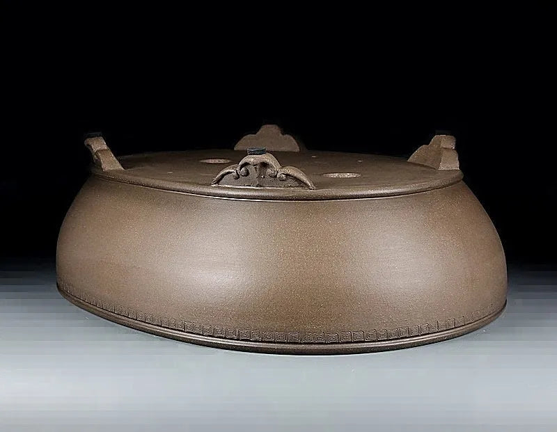 Handmade oval purple sand flowerpot with black mud green decoration measuring 50x39.5x16cm