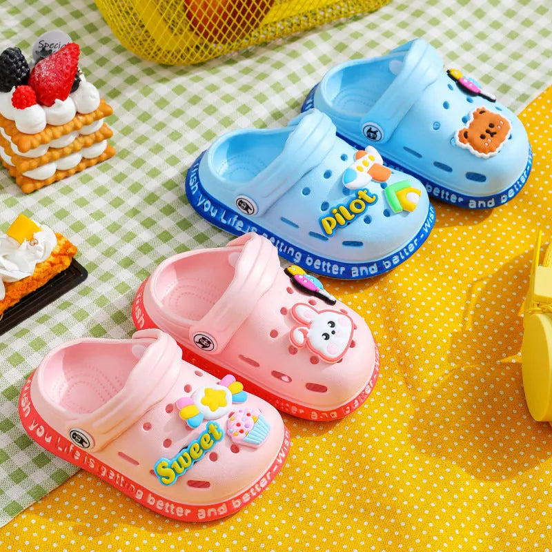 Kids cartoon cave hole sandals in pink, EVA upper, size 18-35 inner length 12cm-20.5cm