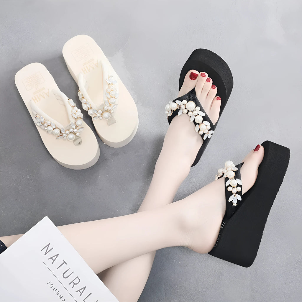 Women's high-heeled flip-flops in black and beige with cotton cloth uppers