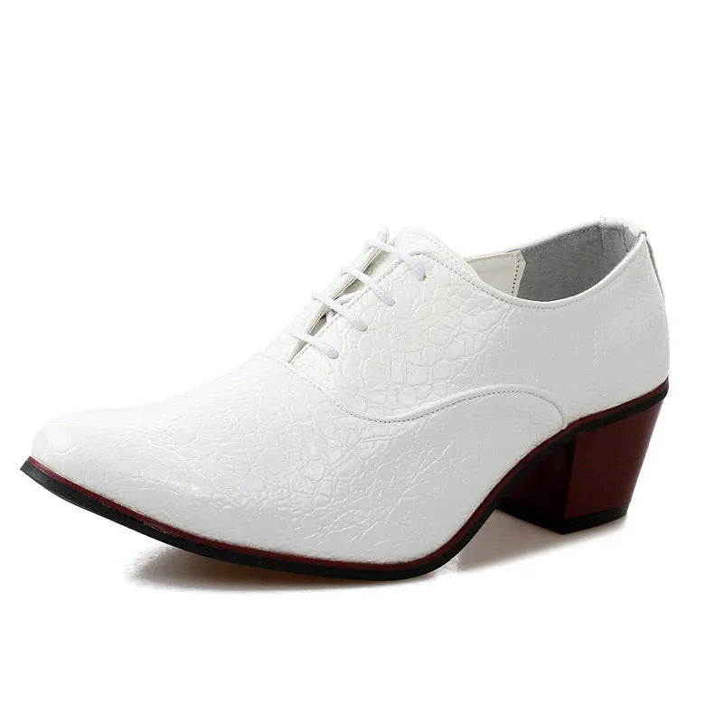 Men's casual pointed toe leather shoes in black with PU vamp and rubber sole