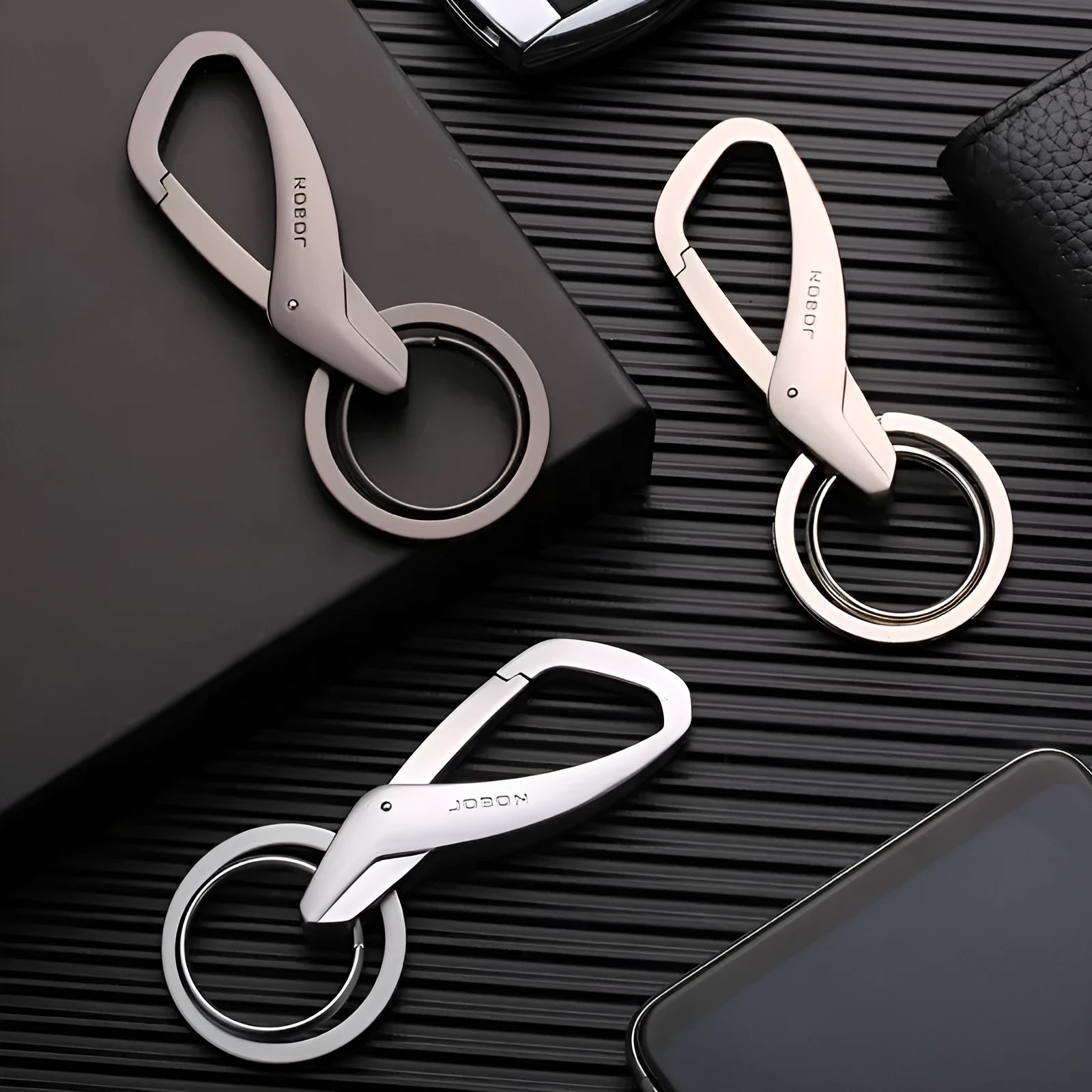 Zinc alloy double ring car key waist hanging chain in black chrome or nickel colour