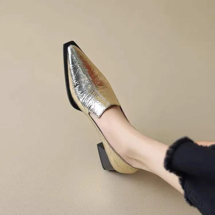 Women's solid colour pointed deep mouth kitten heel shoes with low heel and mid-top shaft