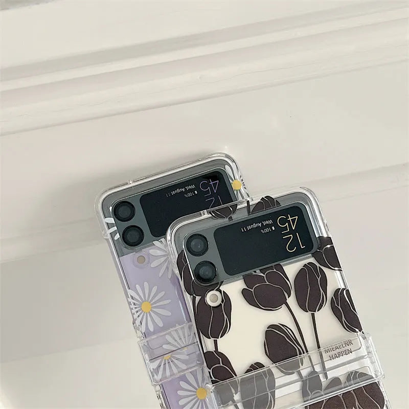 Floral folding phone case for Samsung Z Flip with daisy pattern on PC material