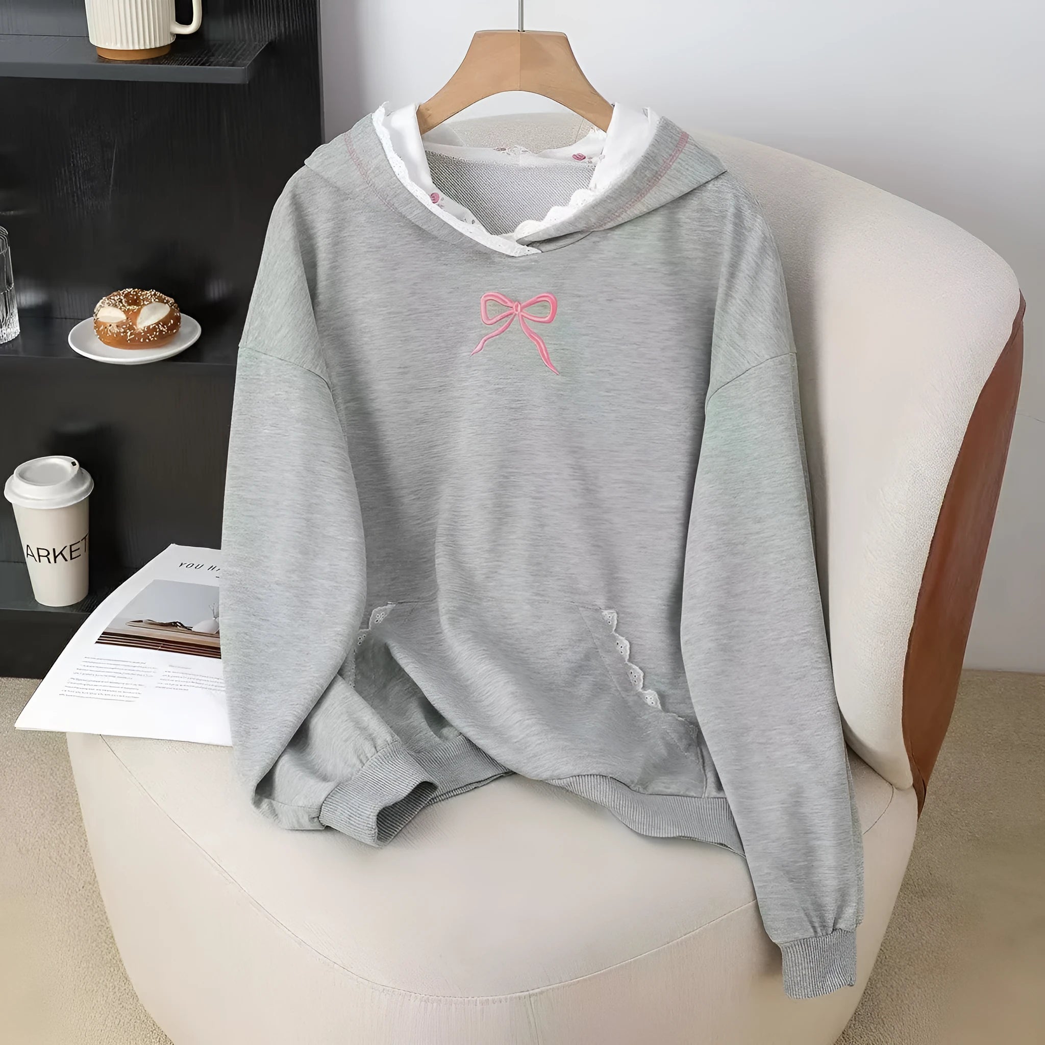 Gray color-block lace mid-length sweatshirt with long sleeves and casual patchwork design