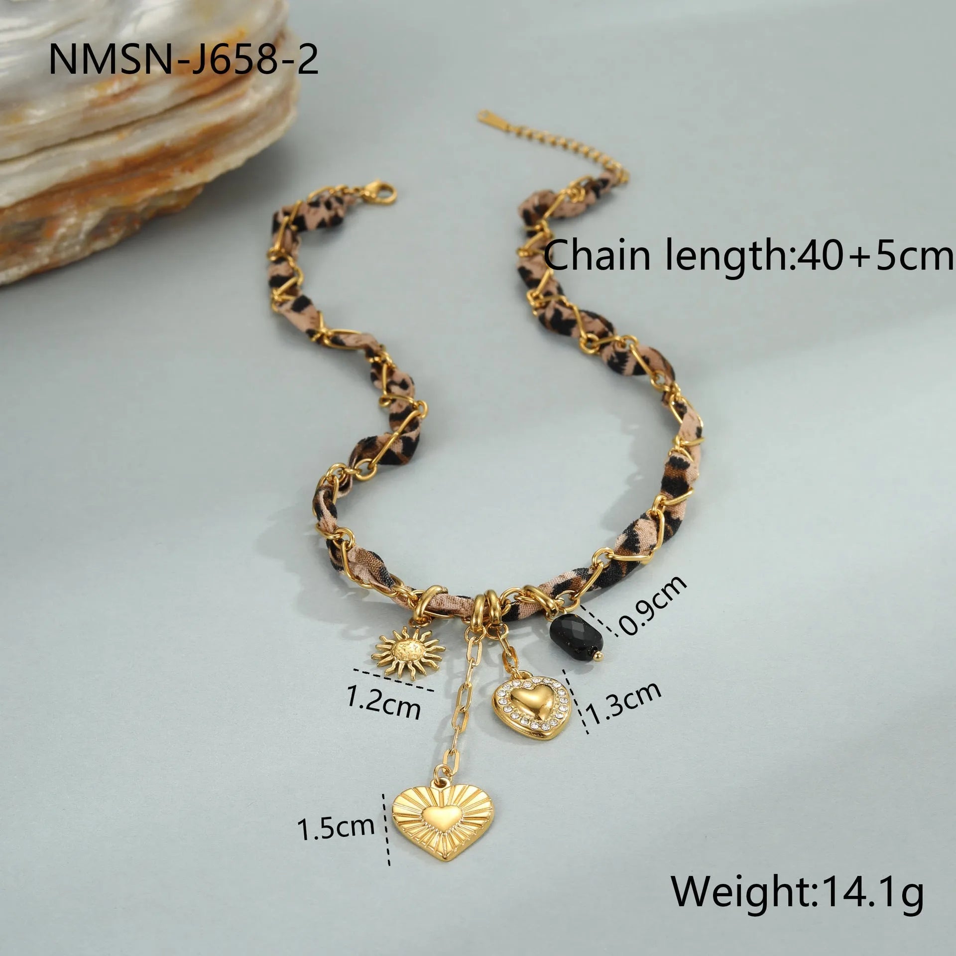 Leopard Love stainless steel necklace with geometric pendant on adjustable 41-50 cm chain