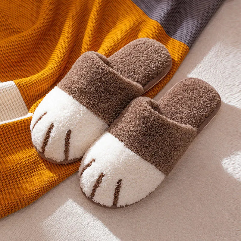 Furry paw slippers in caramel colour, suede upper with closed-toe Baotou style, non-slip PVC sole for indoor use