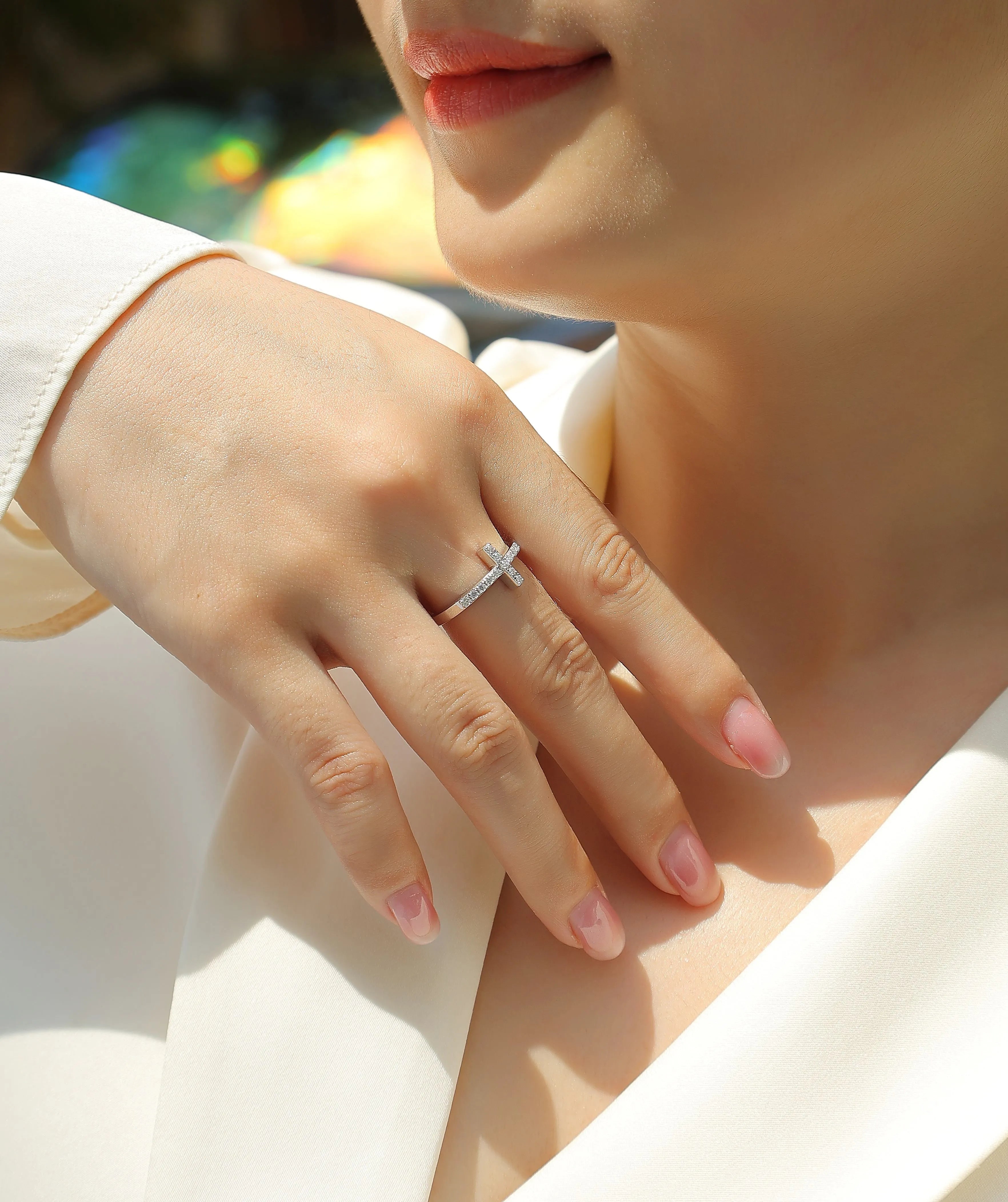 The Holy Light Cross wedding ring set with moissanite stone in gold-plated S925 silver on gift box