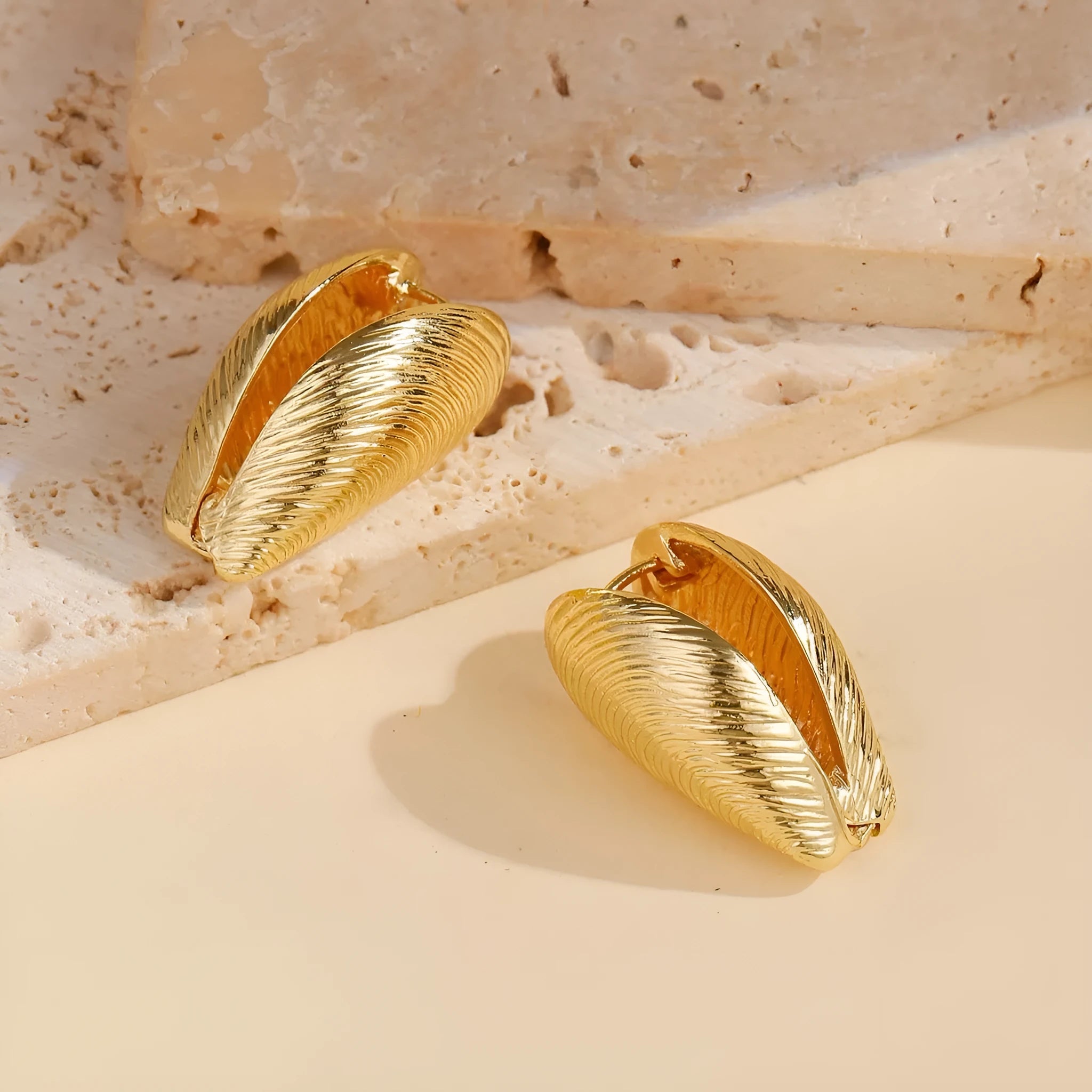 Gold shell thread geometric ear clips for women beach ocean vacation style