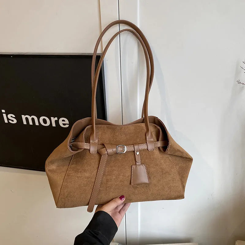 Retro matte large capacity tote bag in deerskin velvet, available in black, brown, coffee, and green, with single shoulder strap