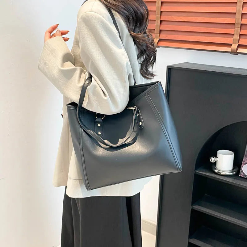 Korean style horizontal square shoulder underarm bag in PU leather with sandwich pocket design