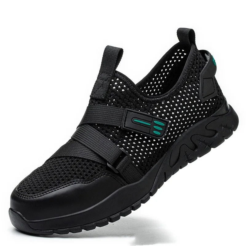 Men's grey anti-smash and anti-puncture work safety shoe with rubber sole.